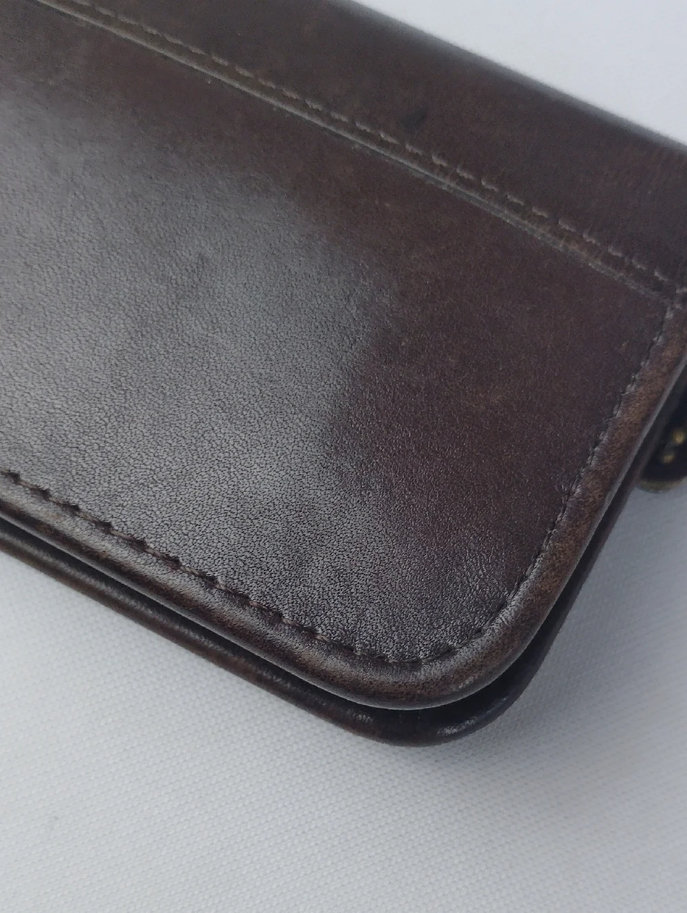 Coach Vintage Brown Leather Zip Wallet. - Picture 13 of 15